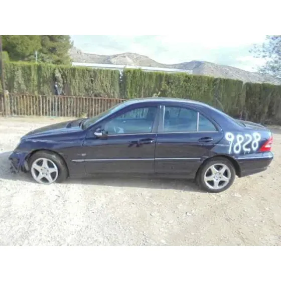 MERCEDES CLASE C (W203) BERLINA '2002 320 (203.064) AZUL