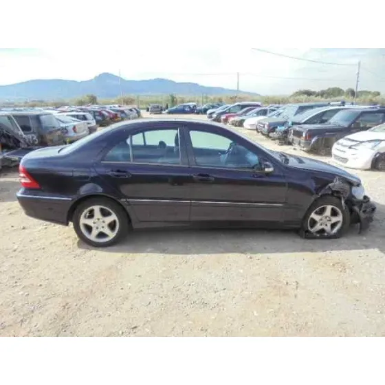 MERCEDES CLASE C (W203) BERLINA '2002 320 (203.064) AZUL