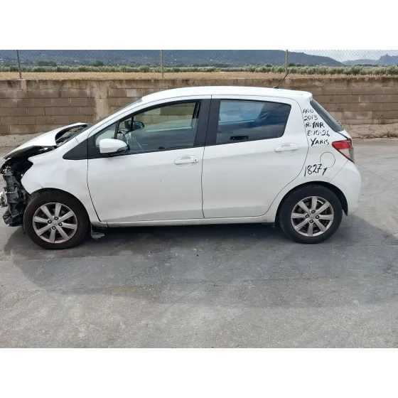 Toyota YARIS (_P13_) 2011