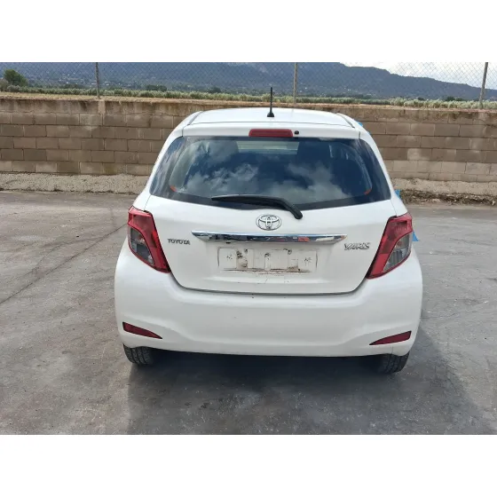 Toyota YARIS (_P13_) 2011