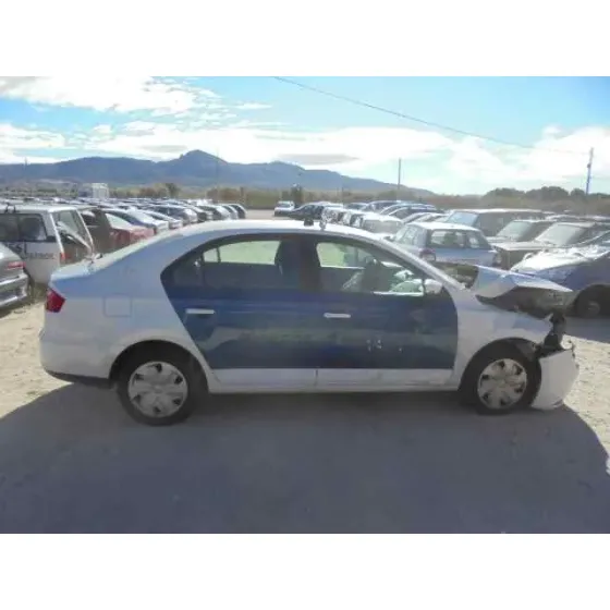 SEAT TOLEDO (KG3) '2016 REFERENCE BLANCO/AZUL