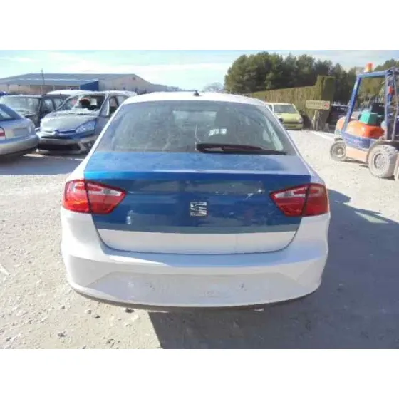 SEAT TOLEDO (KG3) '2016 REFERENCE BLANCO/AZUL