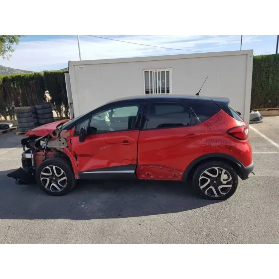 RENAULT CAPTUR '2015 ZEN ROJO