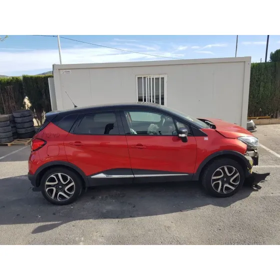RENAULT CAPTUR '2015 ZEN ROJO