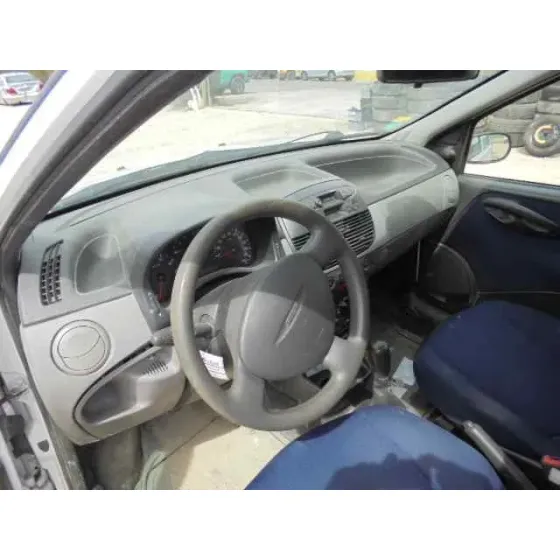 FIAT PUNTO BERLINA (188) '2002 1.9 D ELX (I) BLANCO