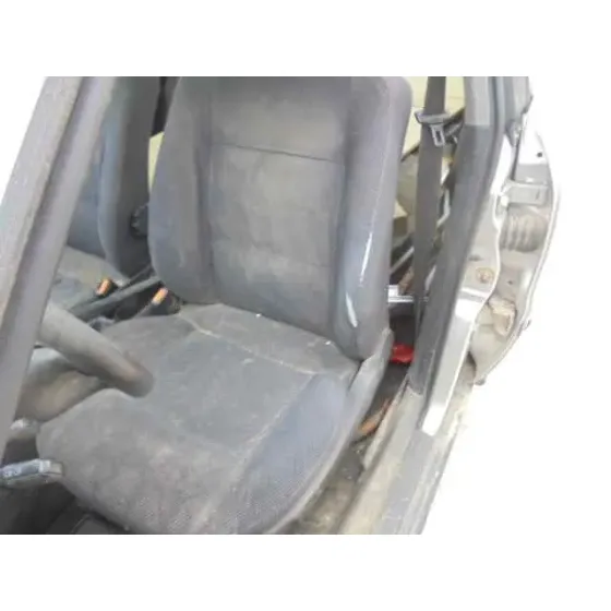 AUDI 80 AVANT '2004 BASICO AVANT GRIS