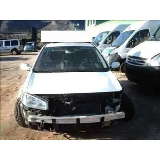RENAULT MEGANE II BERLINA 5P '2002 1.9 DCI DIESEL BLANCO