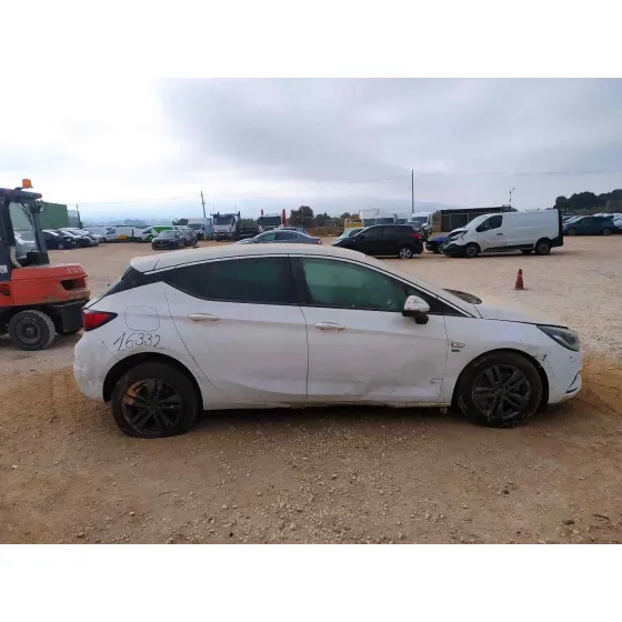 OPEL ASTRA K LIM. 5TÜRIG '2019 120 ANIVERSARIO BLANCO