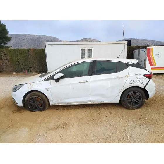 OPEL ASTRA K LIM. 5TÜRIG '2019 120 ANIVERSARIO BLANCO