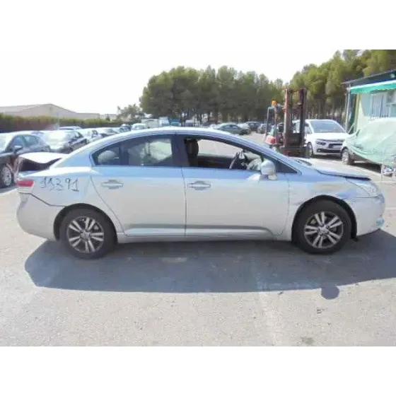 TOYOTA AVENSIS (T27) '2009 ACTIVE GRIS