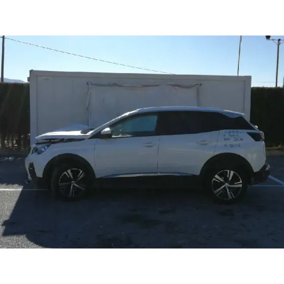 PEUGEOT 3008 '2018 ACTIVE BLANCO