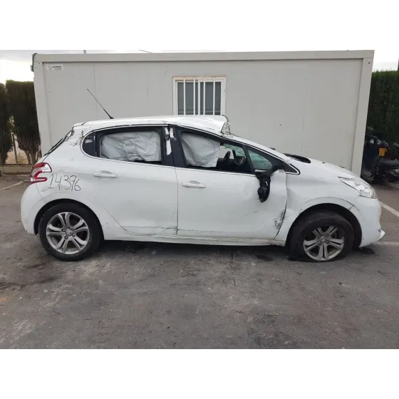 PEUGEOT 208 '2013 ACTIVE BLANCO