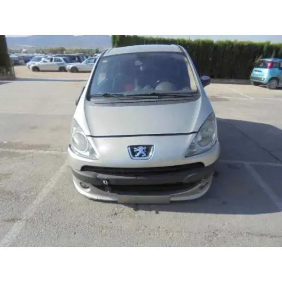PEUGEOT 1007 '2005 DOLCE DORADO
