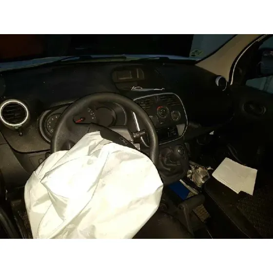 RENAULT KANGOO '2015 FURGON PROFESSIONAL BLANCO