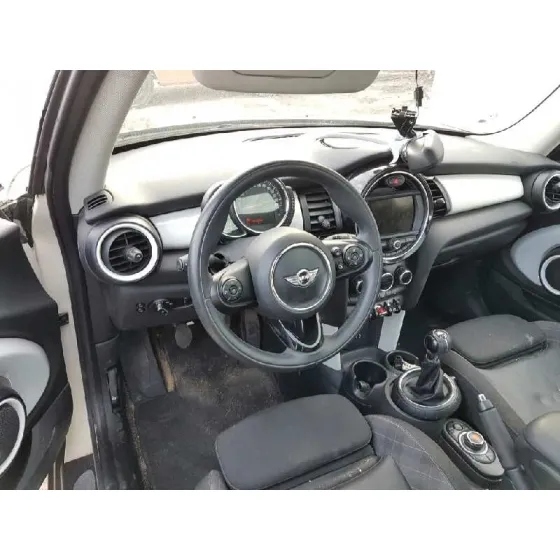 MINI MINI (F56) '2015 COOPER D BLANCO