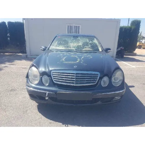 MERCEDES CLASE E (W211) BERLINA '2004 E 220 CDI (211.006) AZUL