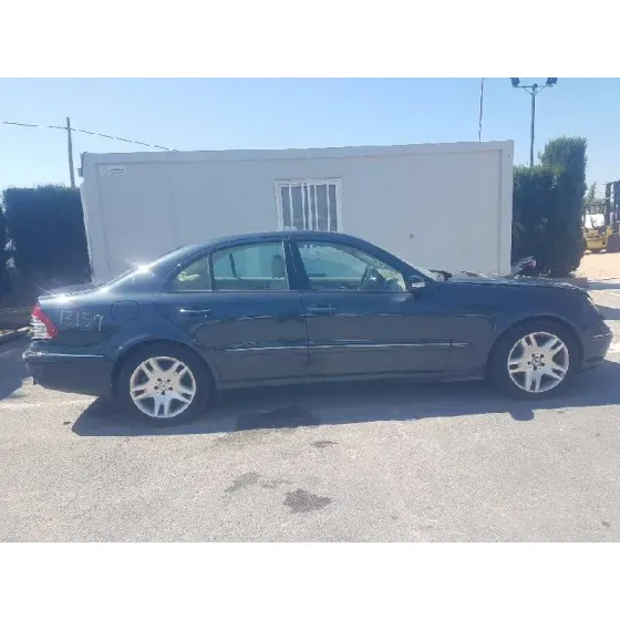 MERCEDES CLASE E (W211) BERLINA '2004 E 220 CDI (211.006) AZUL