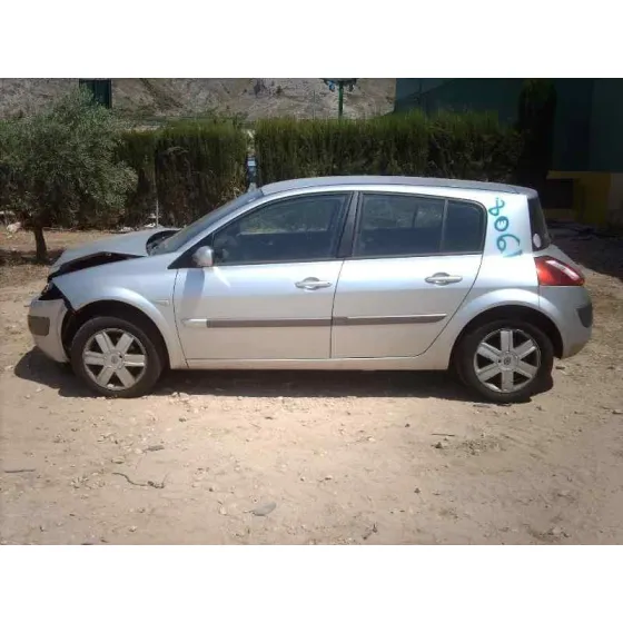 RENAULT MEGANE II BERLINA 5P '2005 AUTHENTIQUE GRIS