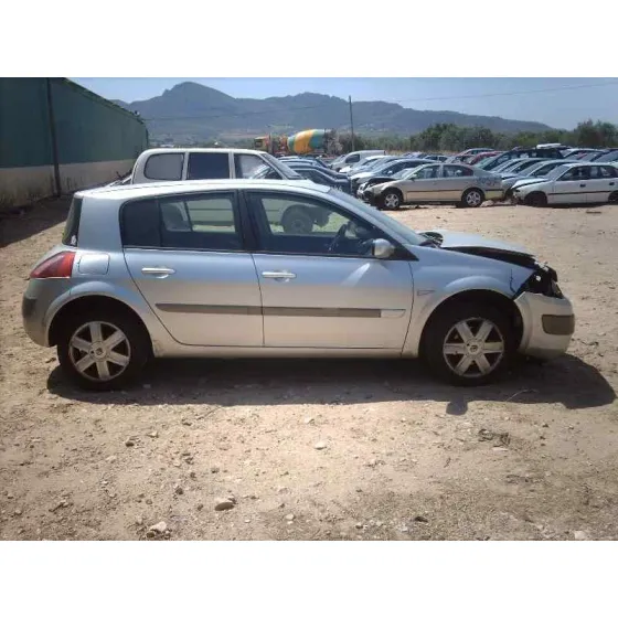 RENAULT MEGANE II BERLINA 5P '2005 AUTHENTIQUE GRIS