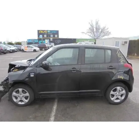 SUZUKI SWIFT BERLINA (MZ) '2007 GLX (5-PTAS.) NEGRO
