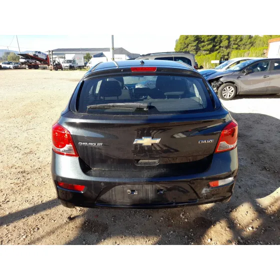 Chevrolet CRUZE HATCHBACK (J305) 2011