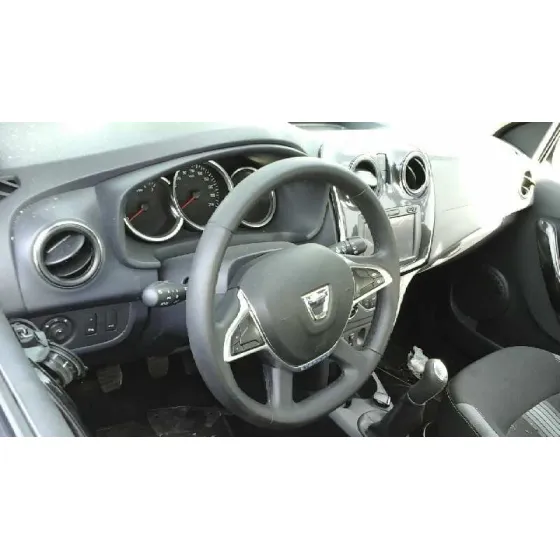 DACIA SANDERO '2018 STEPWAY ESSENTIAL NEGRO