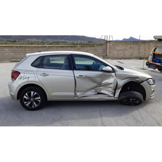 Volkswagen POLO VI (AW1, BZ1, AE1) 2017