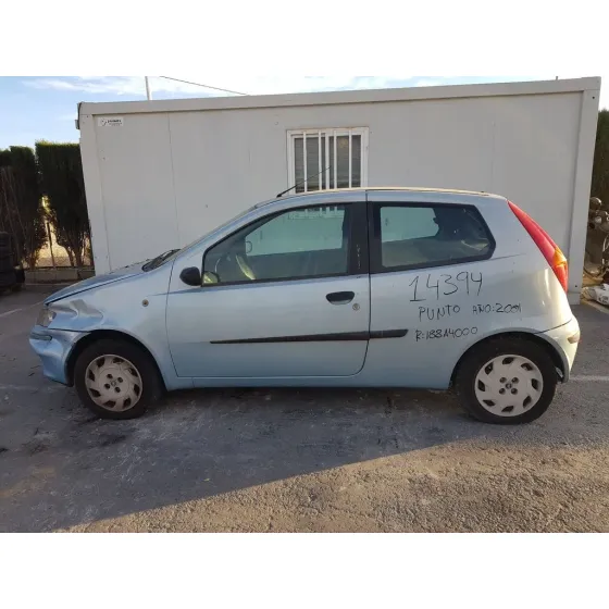 FIAT PUNTO BERLINA (188) '2001 1.2 8V ELX (I) AZUL
