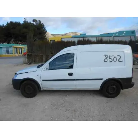 OPEL COMBO (CORSA C) '2005 FAMILIAR BLANCO