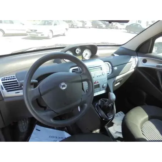 LANCIA YPSILON (101) '2007 1.4 16V ORO GRIS OSCURO