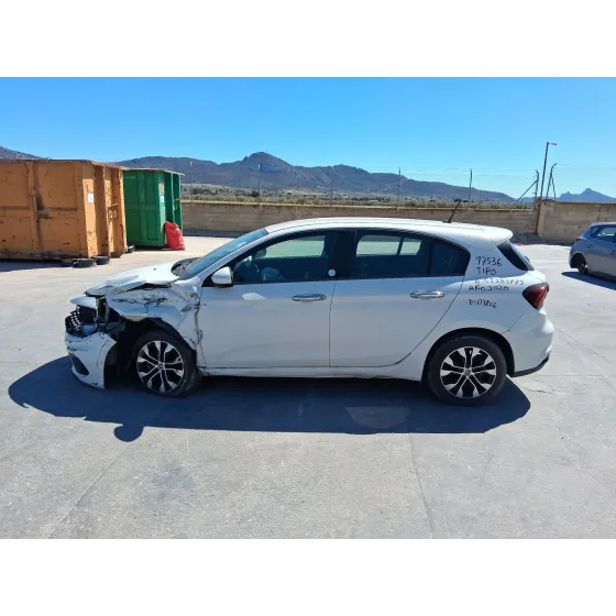 Fiat TIPO HATCHBACK (356_, 357_) 2016