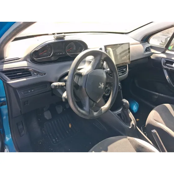 Peugeot 208 I (CA_, CC_) 2012
