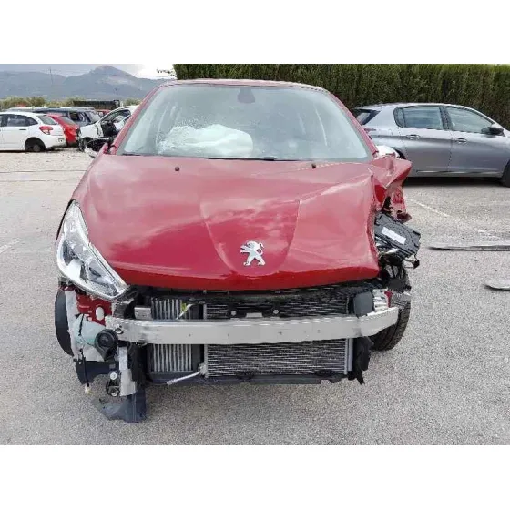PEUGEOT 208 '2018 ALLURE ROJO