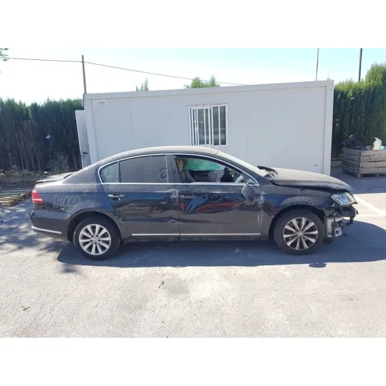 VOLKSWAGEN PASSAT LIM. (362) '2011 ADVANCE BLUEMOTION NEGRO