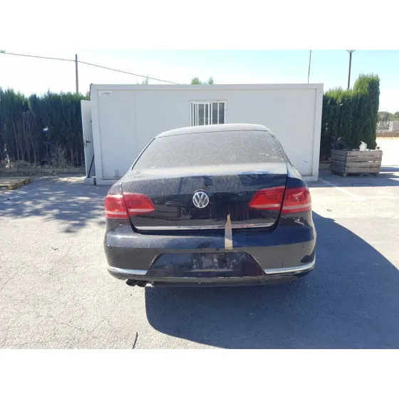 VOLKSWAGEN PASSAT LIM. (362) '2011 ADVANCE BLUEMOTION NEGRO