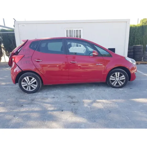 HYUNDAI IX20 '2014 GLS COMFORT BLUE ROJO