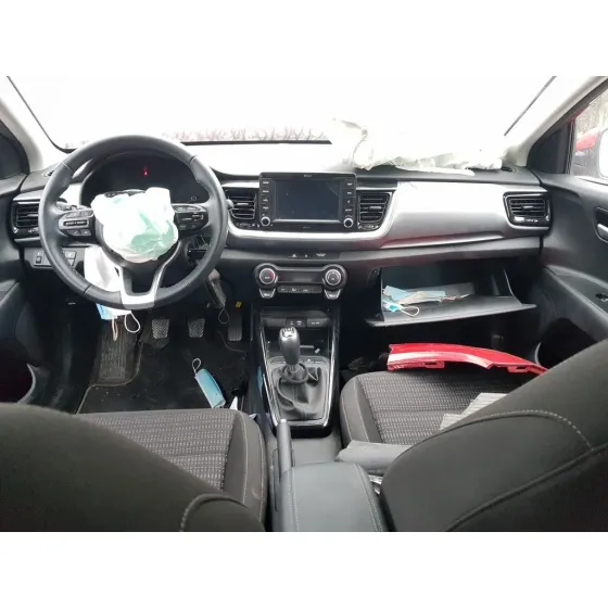 KIA STONIC (YBCUV) '2020 TECH ROJO