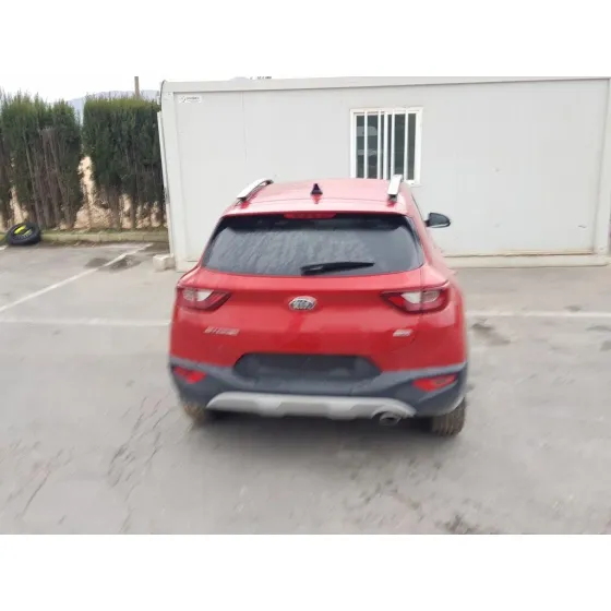 KIA STONIC (YBCUV) '2020 TECH ROJO