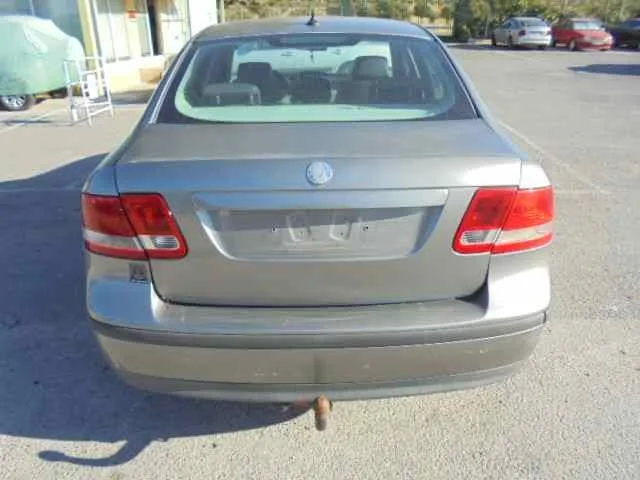SAAB 9-3 BERLINA '2002 2.0 T VECTOR GRIS
