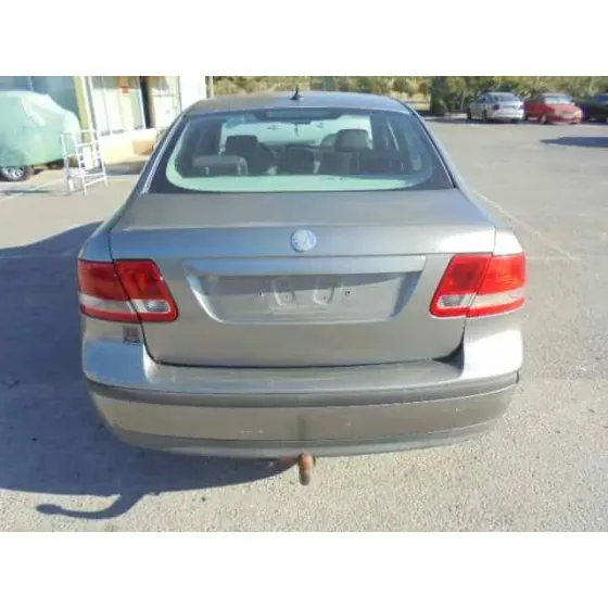 SAAB 9-3 BERLINA '2002 2.0 T VECTOR GRIS