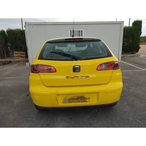 SEAT IBIZA (6L1) '2002 STELLA AMARILLO