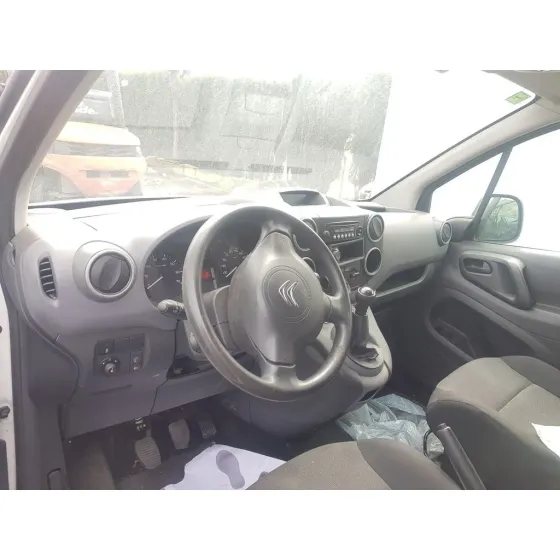 CITROEN BERLINGO CUADRO '2018 1.6 BLUE-HDI FAP BLANCO