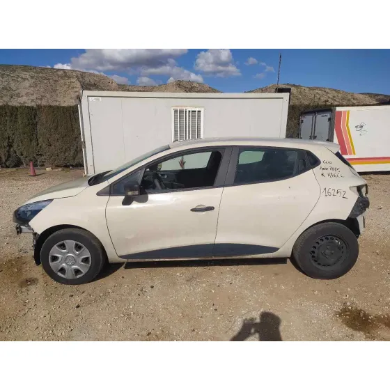 RENAULT CLIO IV '2015 BUSINESS BLANCO