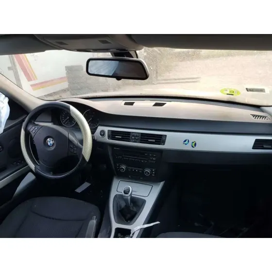 BMW SERIE 3 BERLINA (E90) '2008 320I BEIG