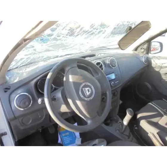 DACIA SANDERO '2015 AMBIANCE BLANCO