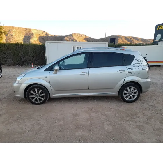 Toyota COROLLA VERSO (ZER_, ZZE12_, R1_) 2005