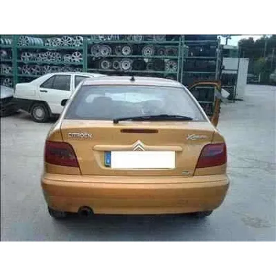 CITROEN XSARA BERLINA '2001 2.0 HDI EXCLUSIVE (80KW) DORADO