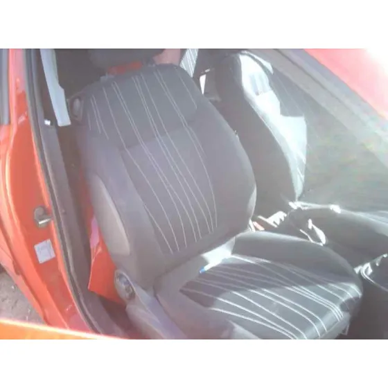 OPEL CORSA D '2006 CMON ROJO