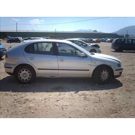 SEAT LEON (1M1) '1999 STELLA GRIS