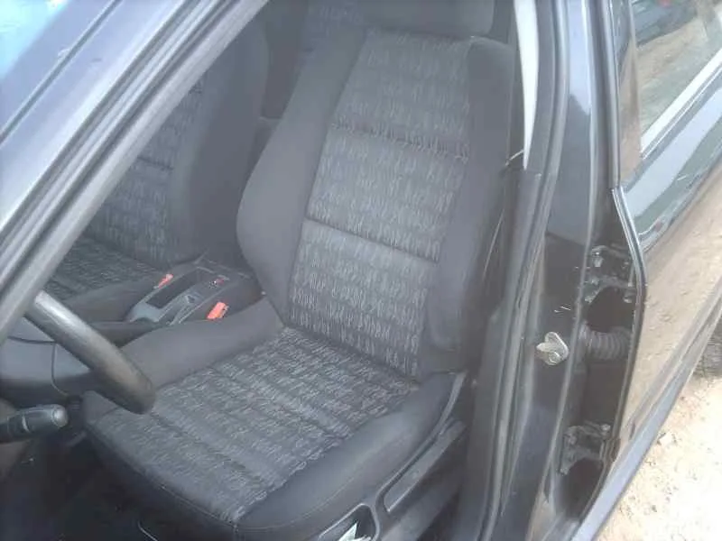 PEUGEOT 307 (S1) PEUGEOT 307 (S1) '2002 XS NEGRO 2001